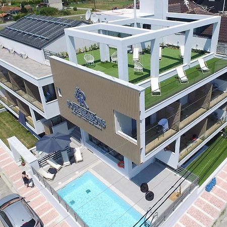 Four Reasons Aparthotel ปาราเลียกาเตอรีนิส ภายนอก รูปภาพ