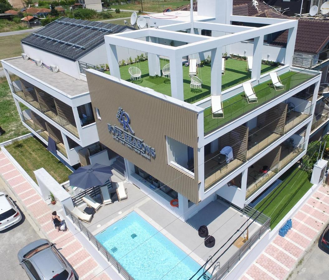 Four Reasons Aparthotel ปาราเลียกาเตอรีนิส ภายนอก รูปภาพ