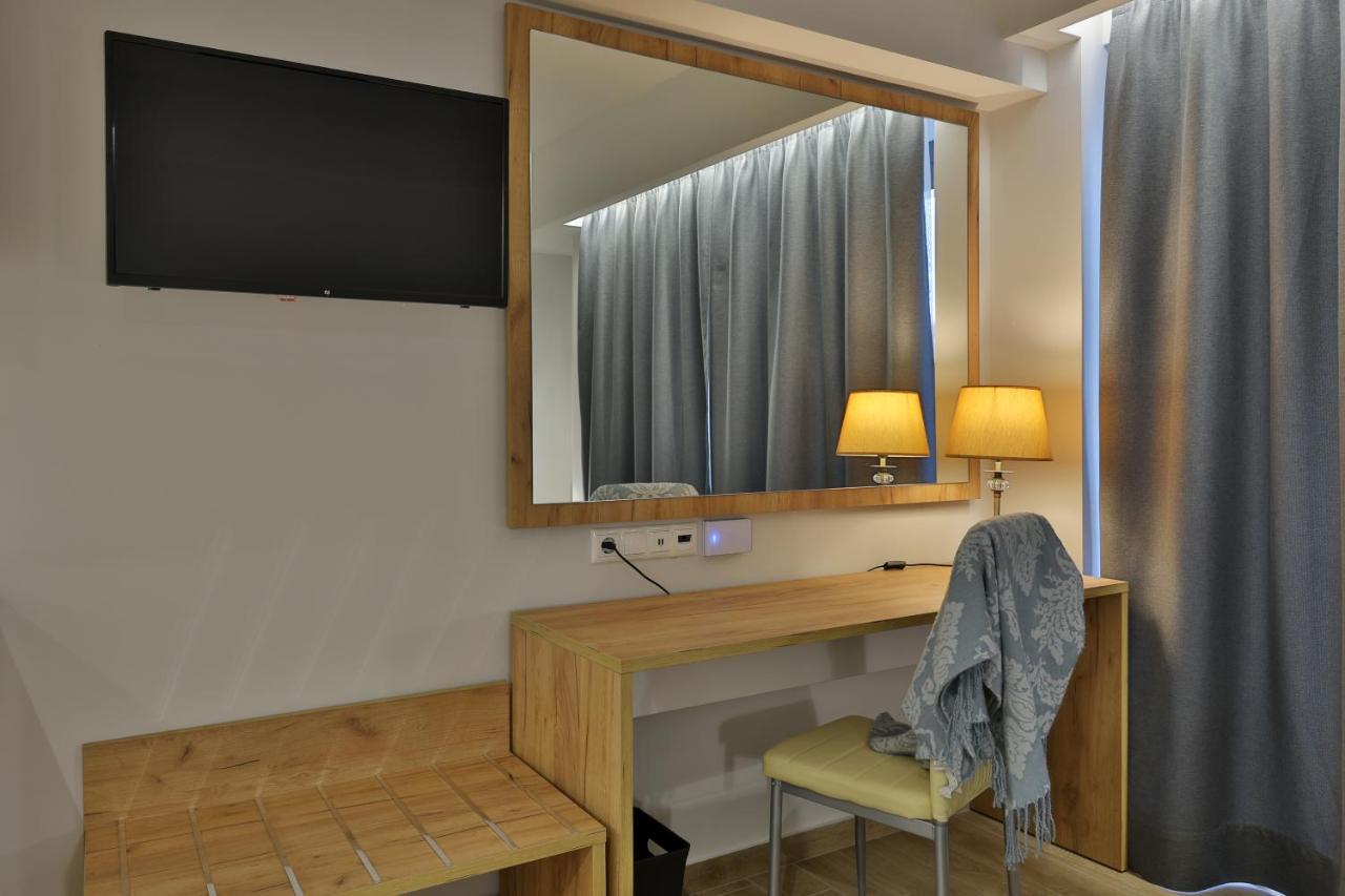 Four Reasons Aparthotel ปาราเลียกาเตอรีนิส ภายนอก รูปภาพ