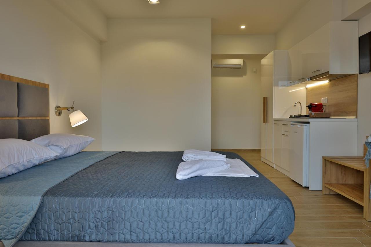 Four Reasons Aparthotel ปาราเลียกาเตอรีนิส ภายนอก รูปภาพ
