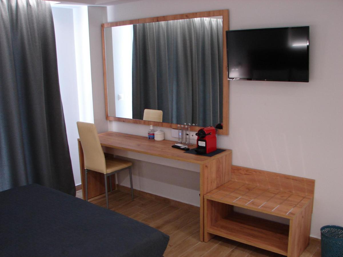 Four Reasons Aparthotel ปาราเลียกาเตอรีนิส ภายนอก รูปภาพ