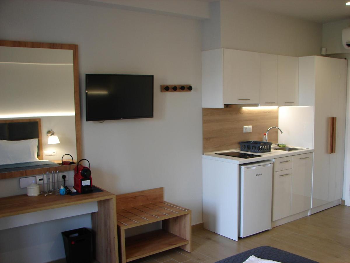 Four Reasons Aparthotel ปาราเลียกาเตอรีนิส ภายนอก รูปภาพ